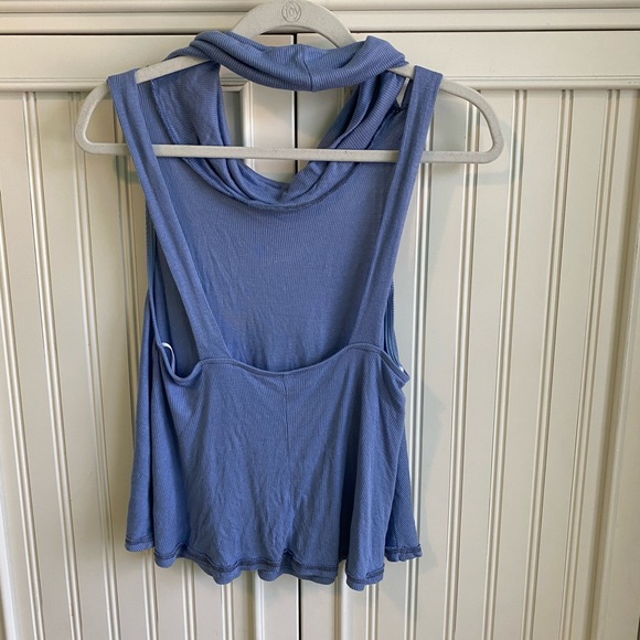 Turtle Neck tank top. - Picture 2 of 3